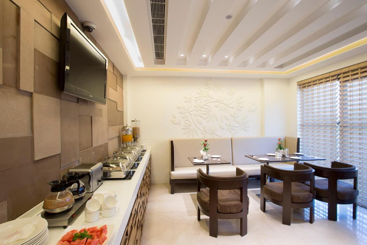 Jasmine Boutique Hotel Jasola New Delhi Bagian luar foto