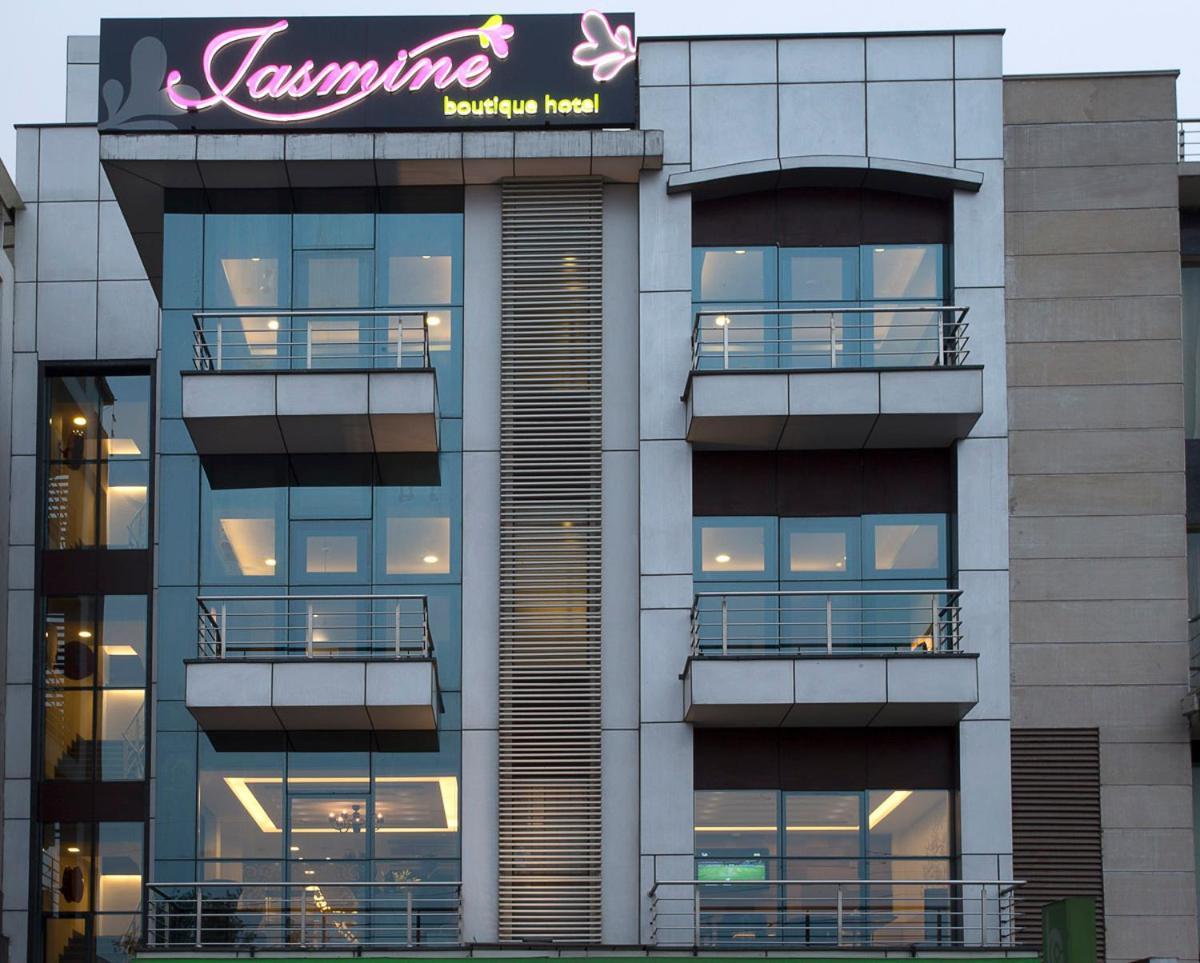 Jasmine Boutique Hotel Jasola New Delhi Bagian luar foto