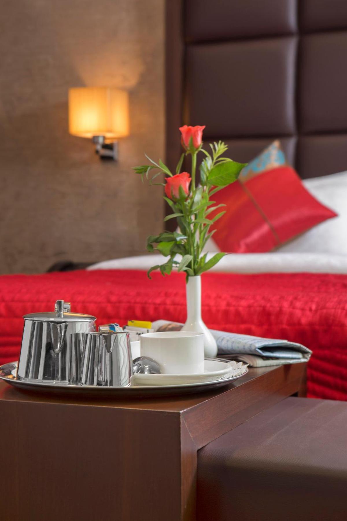 Jasmine Boutique Hotel Jasola New Delhi Bagian luar foto